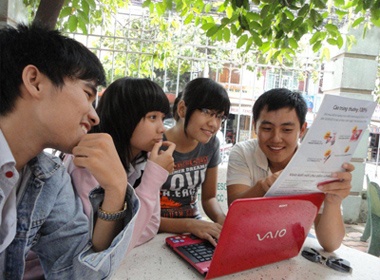 Co hoi teen so huu Sony Vaio trong nam hoc moi hinh anh