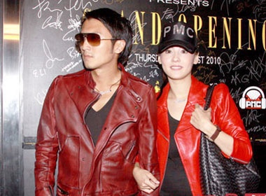 Truong Ba Chi - Ta Dinh Phong sanh dieu di du tiec hinh anh