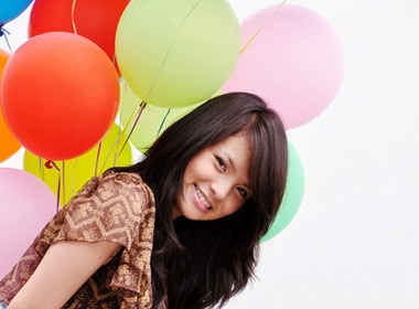 Ngam co em gai 'cuc hot' cua Dan Le hinh anh
