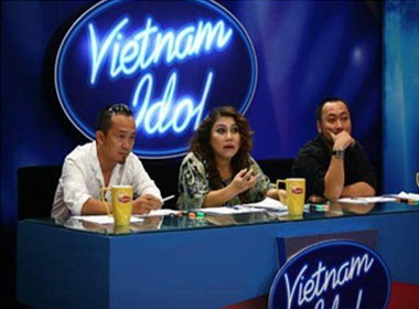 Gap go 3 giam khao hang 'sao' cua Vietnam Idol hinh anh