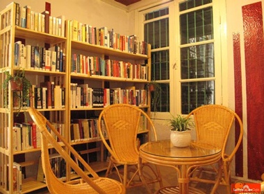 Quan Lolly Books binh yen hinh anh