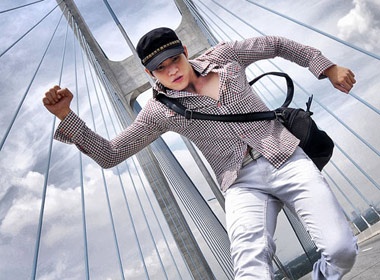 Minh Anh nang dong sac mau hinh anh