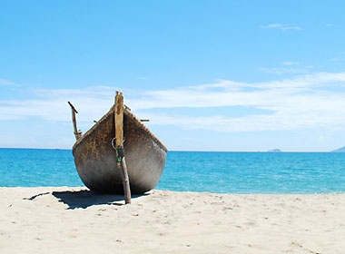 Hoi An bien troi xanh ngat hinh anh