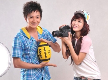 Dong Nhi tro tai nhiep anh hinh anh