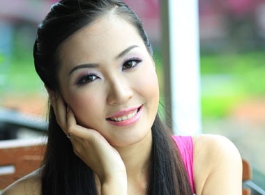 A hau Thuy Trang se theo duoi nganh dau khi hinh anh