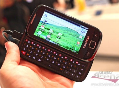Samsung gioi thieu 'de' QWERTY chay Android 2.2 hinh anh