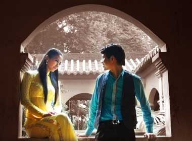 Tuyet Nhung duyen dang ao dai hinh anh