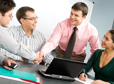 Co hoi nhan hoc bong 60 trieu dong cung chuyen du lich Singapore hinh anh