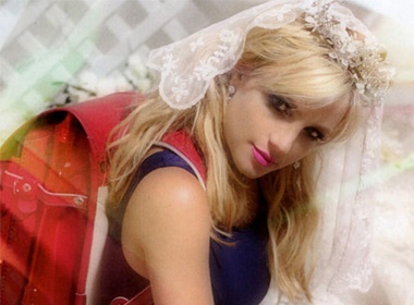 Ngam Britney Spears lam bup be co dau hinh anh