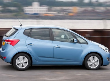 Hyundai ix20 - doi thu moi cua Honda Fit hinh anh