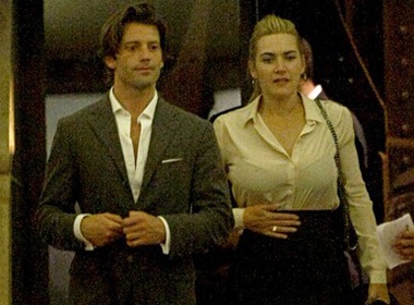 Kate Winslet dao pho dem cung tinh moi hinh anh