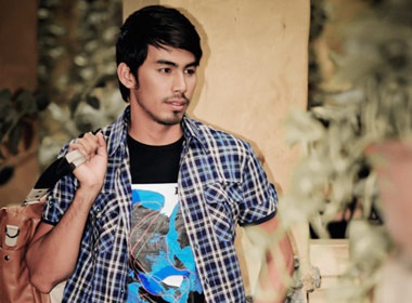 Duy Nhan khoe khoan thoi trang thu hinh anh