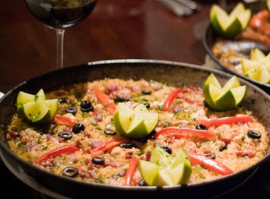 Com dac san Tay Ban Nha tai TP HCM hinh anh