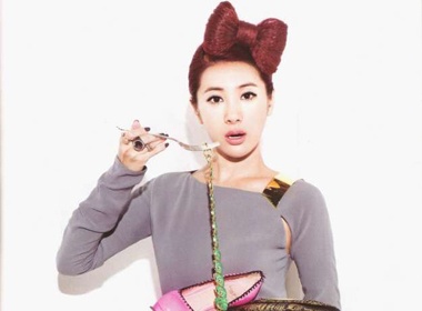 Nu hoang K-pop khoe toc Lady Gaga hinh anh