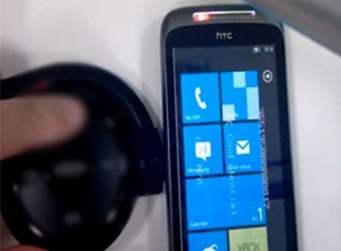 'De' Windows Phone 7 dau tien cua HTC lo cau hinh hinh anh