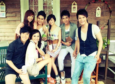 V. Music tao dang cung hot girl hinh anh