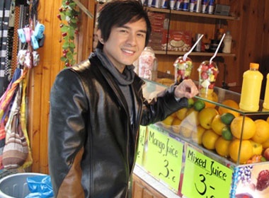 Dan Truong 'do danh' nguoi yeu o Berlin hinh anh