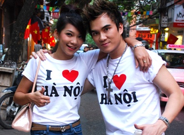 Lam Chan Huy - Lee Balan khoe tinh yeu Ha Noi kieu 'xi tin' hinh anh