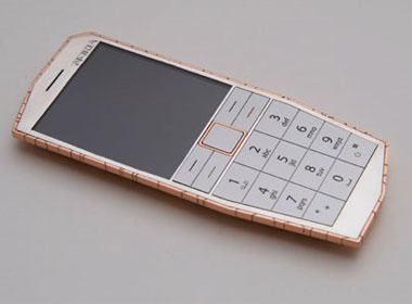 Dien thoai Nokia sac pin bang than nhiet hinh anh