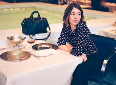 Dao dien Sofia Coppola khoe tui sanh dieu hinh anh