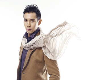 Ho Vinh Khoa lam model lich lam hinh anh