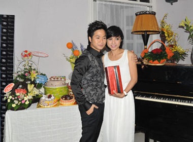 Viet Trinh gop vui trong sinh nhat Quach Tuan Du hinh anh