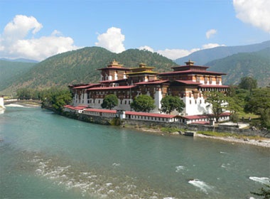 Nhung bao vat cua Bhutan huyen bi hinh anh
