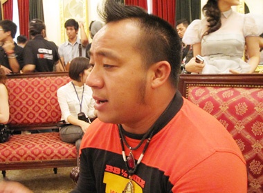 Hieu Hien rot nuoc mat khi nhac toi cha tai LHP VN hinh anh