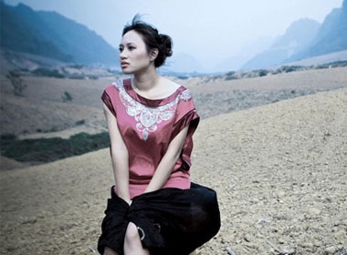 Khanh Linh sau 1 nam tan vo hon nhan hinh anh