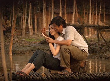 Dustin Nguyen trao nhan cuoi cho Tang Thanh Ha hinh anh