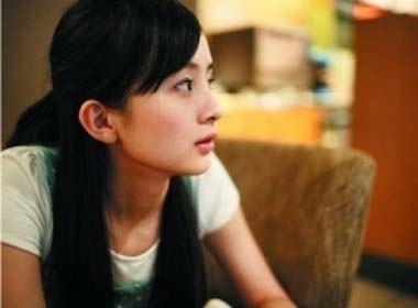 Nu tiep vien hang khong 'cau hon tap the' hinh anh