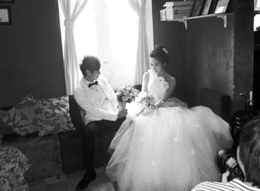 Ca nha Ly Hai tung bung chuan bi dam cuoi hinh anh