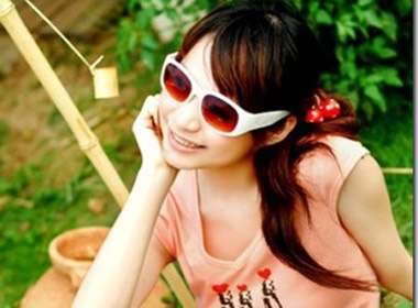Yeu phai 'gai gia'... xi tin hinh anh