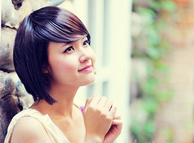 Hot girl Midu moi la va ca tinh voi mai toc ngan hinh anh