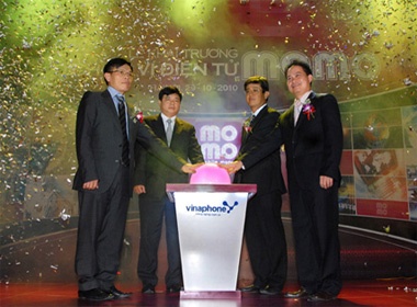 VinaPhone trinh lang vi dien tu MoMo hinh anh