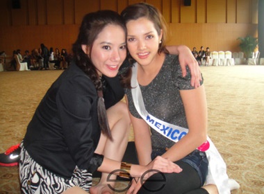 Chung Thuc Quyen tat bat tren san tap hinh anh