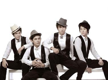 V.Music cham tran 'doi thu'? hinh anh
