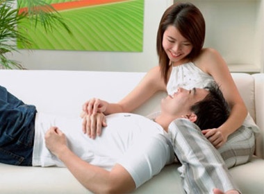 Khi dan ong yeu vo 'phat sot' hinh anh