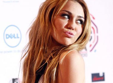 Bo me Miley Cyrus chia tay vi con gai noi tieng hinh anh