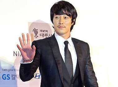 So Ji Sub - Sao Han dat gia nhat tai Nhat hinh anh
