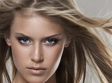 Hoa hau the gioi 2010: 'Toi se den Viet Nam' hinh anh