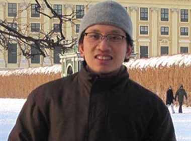 Nguoi duoc DH Phap phong giao su nam 32 tuoi hinh anh