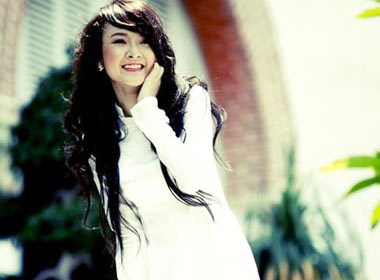 ‘Ba me nhi’ Phuong Trinh khoe ve dep trong sang hinh anh