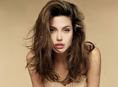 Nhung khoanh khac dep nhat cua Angelina Jolie hinh anh