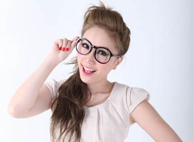 Bao Thy va 6 tu khoa dac biet hinh anh