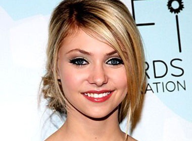 Nhung kieu toc khien ban tre hon hinh anh