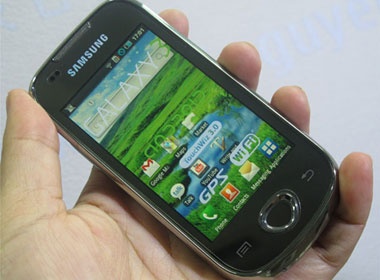 Samsung Galaxy 3 gia gan 5,2 trieu dong tai Viet Nam hinh anh