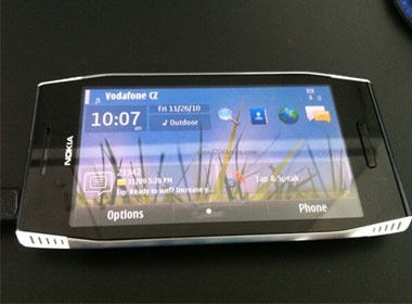 Nokia X7-00 voi 4 loa, chay Symbian 3 lo dien hinh anh