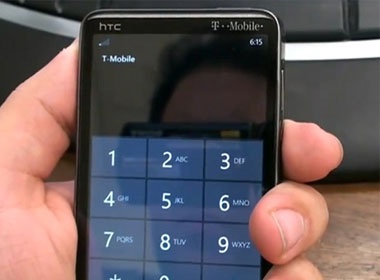 HTC HD7 bi 'tut song' khi cam chat hinh anh