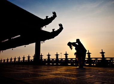 Anh cuoi tuyet dep cua nhiep anh gia nguoi Anh hinh anh